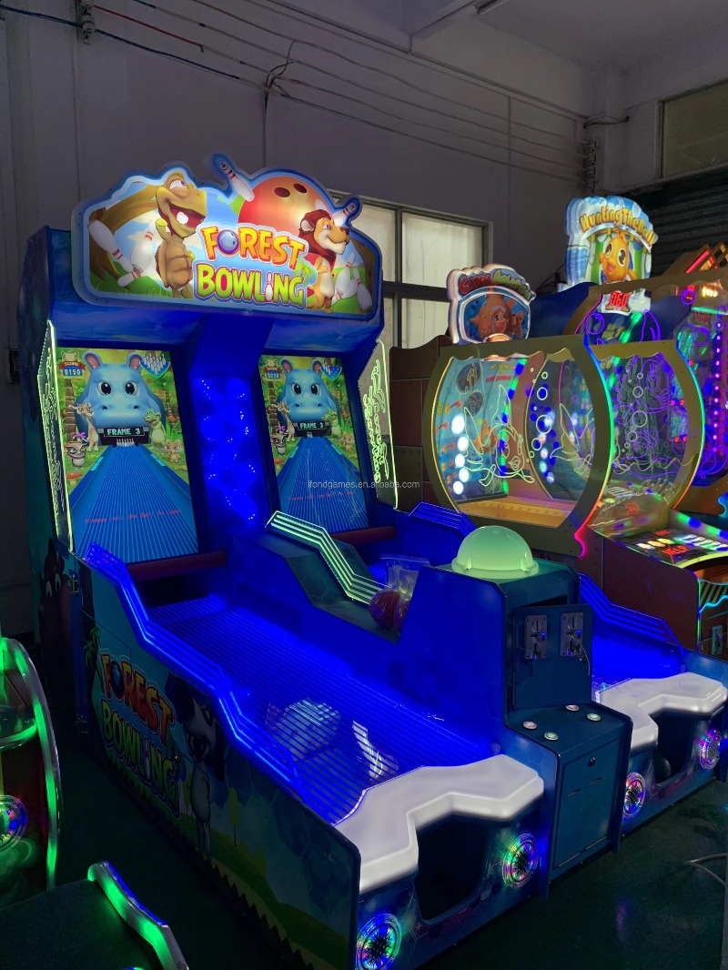 Bowling Arcade Machine Interac - огляд і ціна Sports Equipment Shop